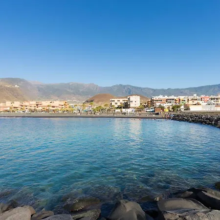 Home2book Sea Front Duplex Terrace Pool * 圭马尔港